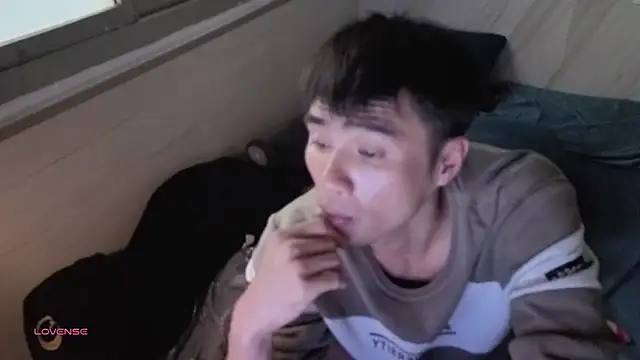 Big19Asia online show from November 29, 10:47 pm