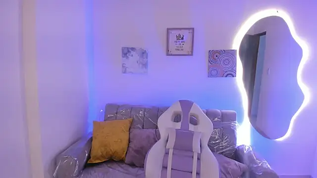 Charlotte cowell sub1  online show from October 7, 8:57 pm