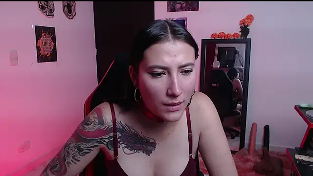 hitomi arata online show from September 15, 7:32 pm