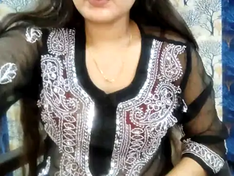 Aarvi Arora online show from November 29, 11:36 am