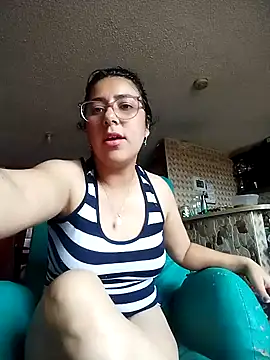 Im Alma  online show from November 13, 3:00 pm