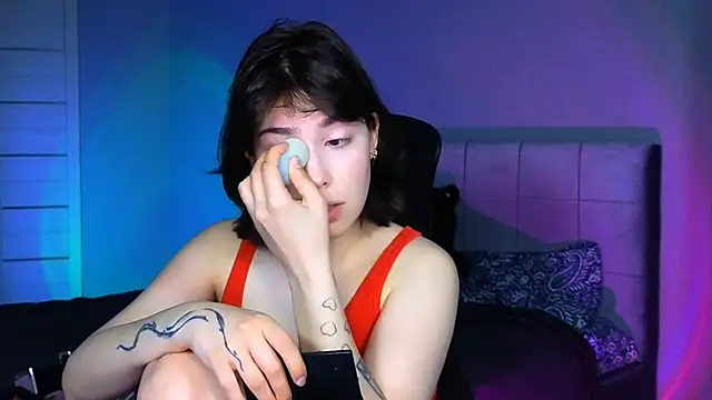 Stacy Gonzales  online show from April 2, 10:35 am