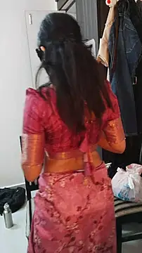 NAUGHTY INDIAN COUPLE online show from February 6, 2:53 pm