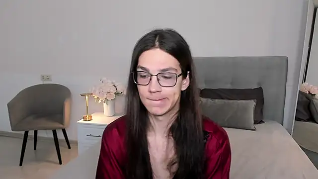 Alfreda Mills online show from September 20, 10:02 am