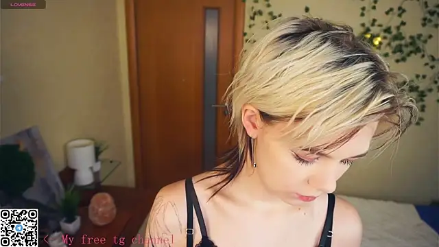 EngelAlman online show from November 12, 6:22 am