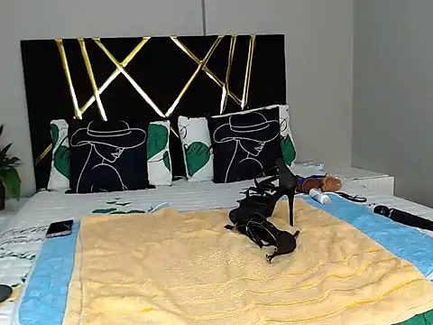 MissBigNipples online show from December 5, 3:06 am