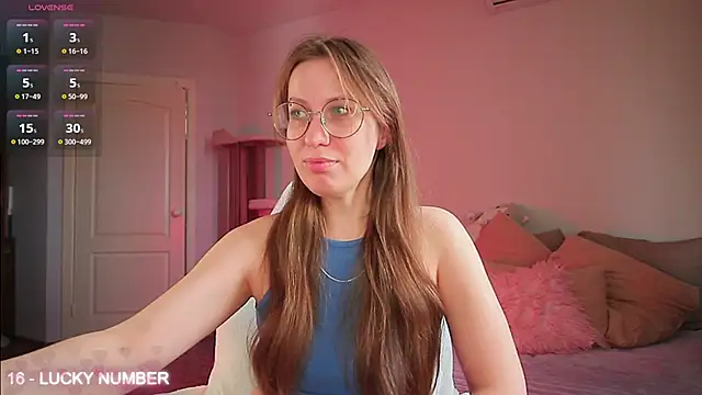 ms allison w online show from April 12, 12:52 pm