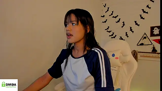 Snapshot of meganthompsonn22 chatting on October 6, 5:29 pm meganthompsonn22 online show from October 6, 5:29 pm
