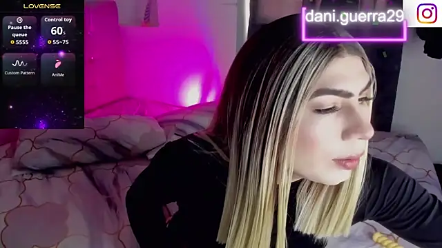 saskya online show from December 15, 11:15 am