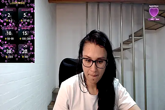 Jessie Desire online show from December 19, 1:54 am