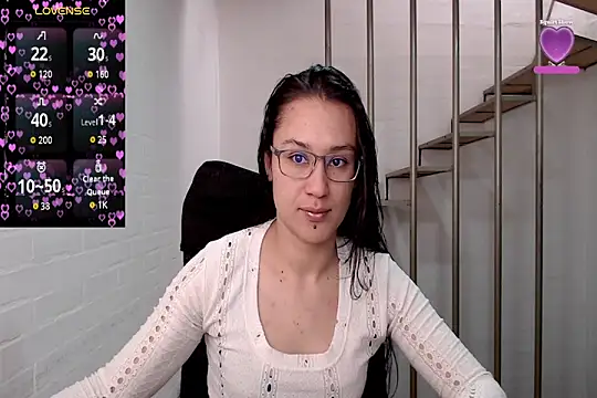 Jessie Desire online show from October 8, 6:56 pm