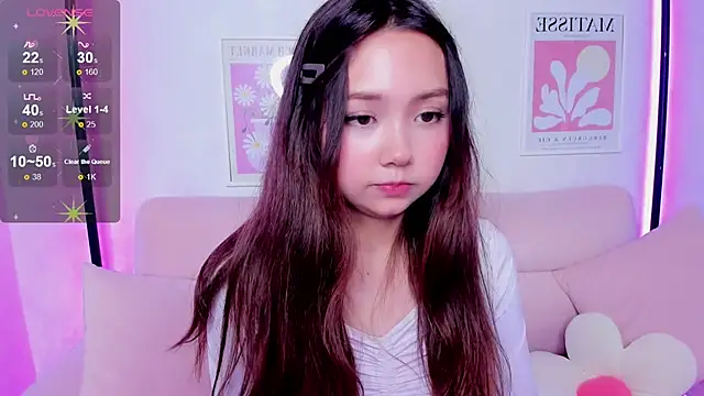 Snapshot of Fluffy_Rose chatting on September 10, 8:47 am Fluffy Rose online show from September 10, 8:47 am