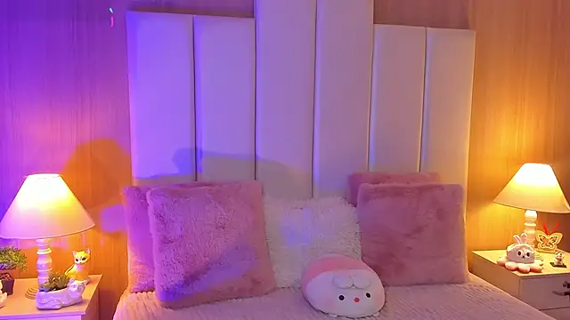 CaseyPiierce online show from November 10, 8:04 pm