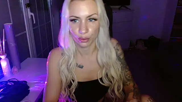 JuicyJanexo online show from March 1, 7:52 am