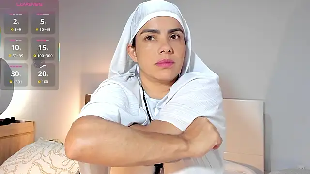 ClaraMariaMon online show from March 16, 4:11 pm