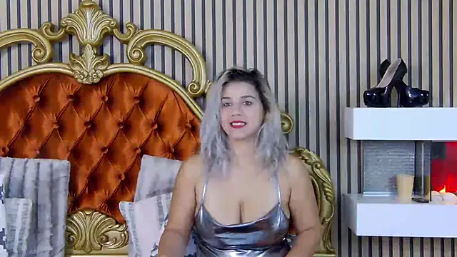 SweetMissXXX online show from October 18, 7:33 am