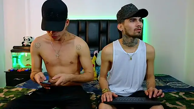 Brutal Sex Fucking online show from March 4, 4:30 am