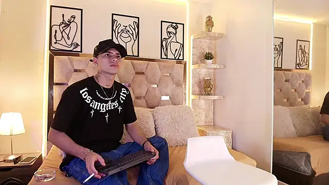 Brutal Sex Fucking online show from November 16, 9:15 pm