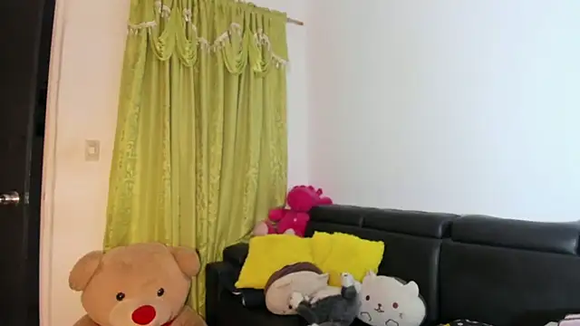 jennifer ts online show from March 29, 9:08 am