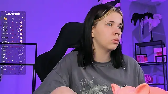 AliceSunday online show from November 7, 2:17 am