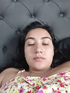 Hellen Alex online show from January 17, 2:24 pm