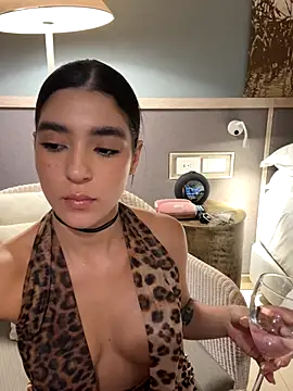 Olivia Collins1 online show from December 4, 12:46 am