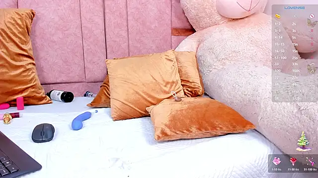 emily daarell online show from December 20, 10:36 pm