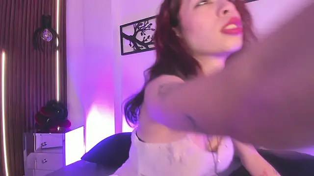 Cloe Evans1 online show from December 1, 8:22 pm