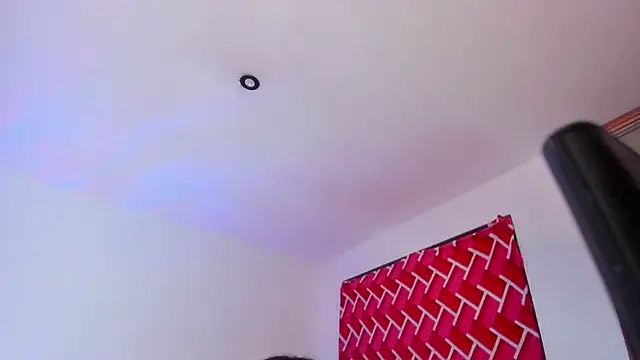 emiily15   online show from March 18, 1:43 am