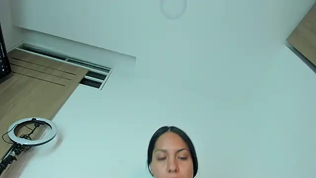 emiily15   online show from July 16, 1:43 am