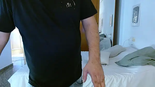 THIAGOEVA online show from September 15, 9:39 am