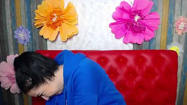 ElizabethSho online show from February 4, 6:11 pm