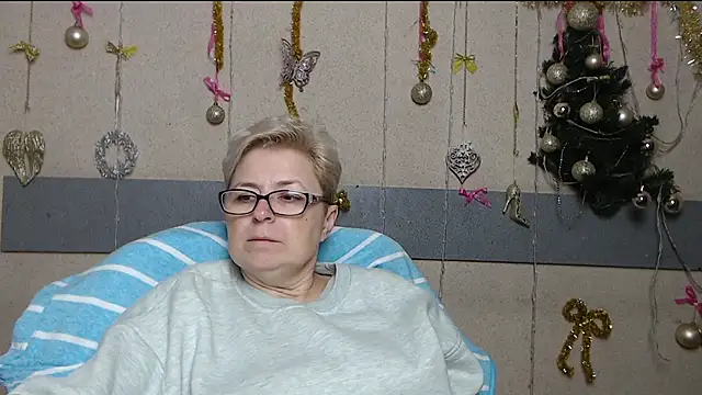 EmiliaGree online show from January 14, 6:46 pm