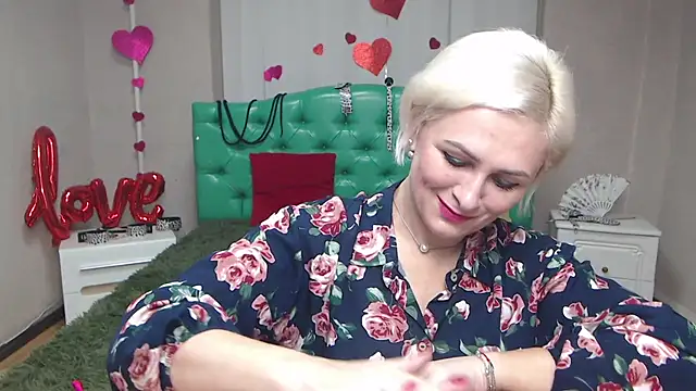 OliviaHorst online show from November 29, 6:12 pm