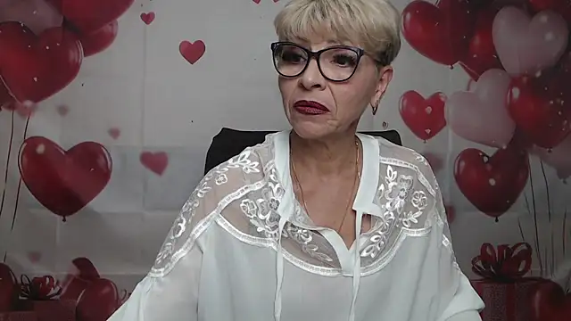 EllaBonito online show from April 18, 5:54 am