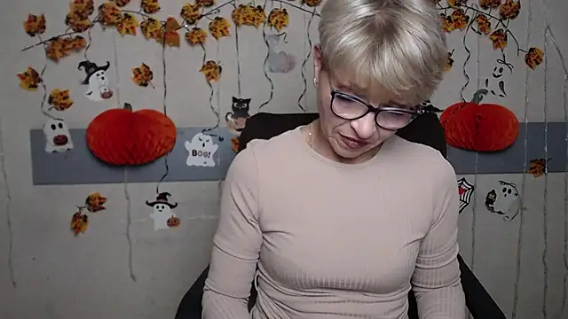 EllaBonito online show from October 23, 5:35 am