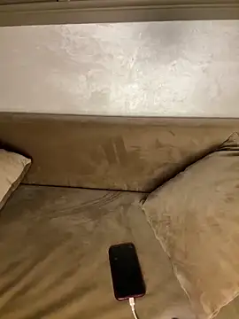 RachaCharmouta online show from October 14, 1:41 am