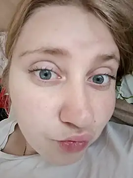 Snapshot of AnastasiaSky19 chatting on October 12, 7:22 am AnastasiaSky19 online show from October 12, 7:22 am