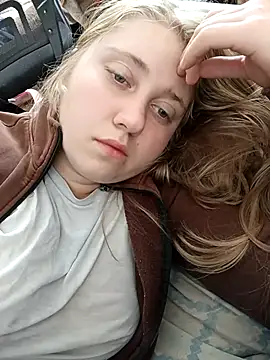 Snapshot of AnastasiaSky19 chatting on September 26, 7:50 am AnastasiaSky19 online show from September 26, 7:50 am