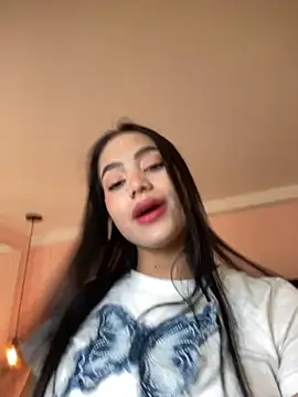 ariel jonees online show from October 28, 5:08 pm