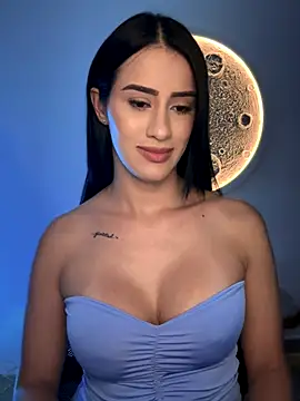 SarahhSmitth1 online show from October 5, 12:15 am