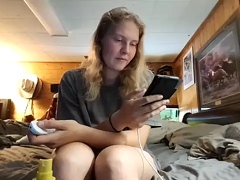 Ryan and Aurora online show from June 2, 7:26 pm