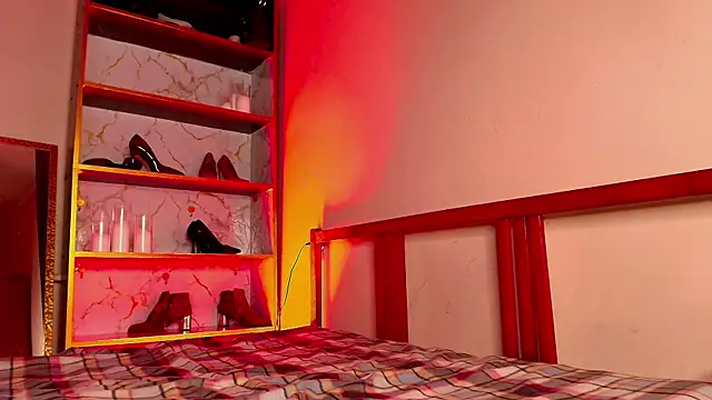 MisssLolaDarkAngel online show from December 16, 2:23 pm