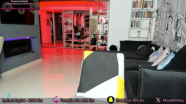 AmySuperHeroes online show from September 22, 12:14 pm