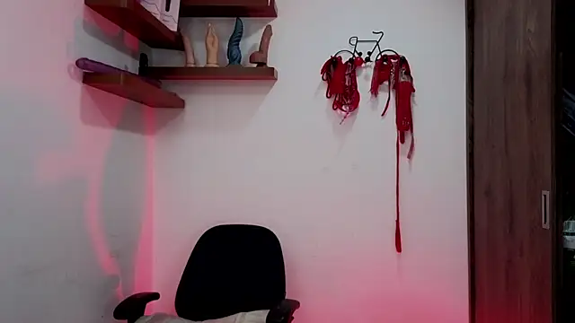 avans 15 online show from December 2, 12:12 am