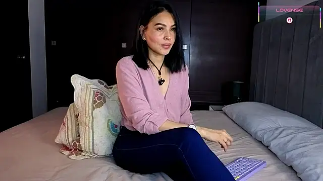 CarolineMuzgui online show from November 15, 2:45 am