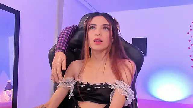 sofiarouge online show from October 1, 8:25 pm