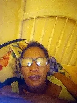 bustybillies online show from April 1, 4:13 am