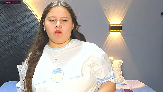 Laia and Aloby online show from February 21, 10:32 pm