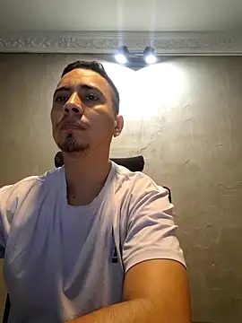mikellwilliams10 online show from June 20, 6:11 pm